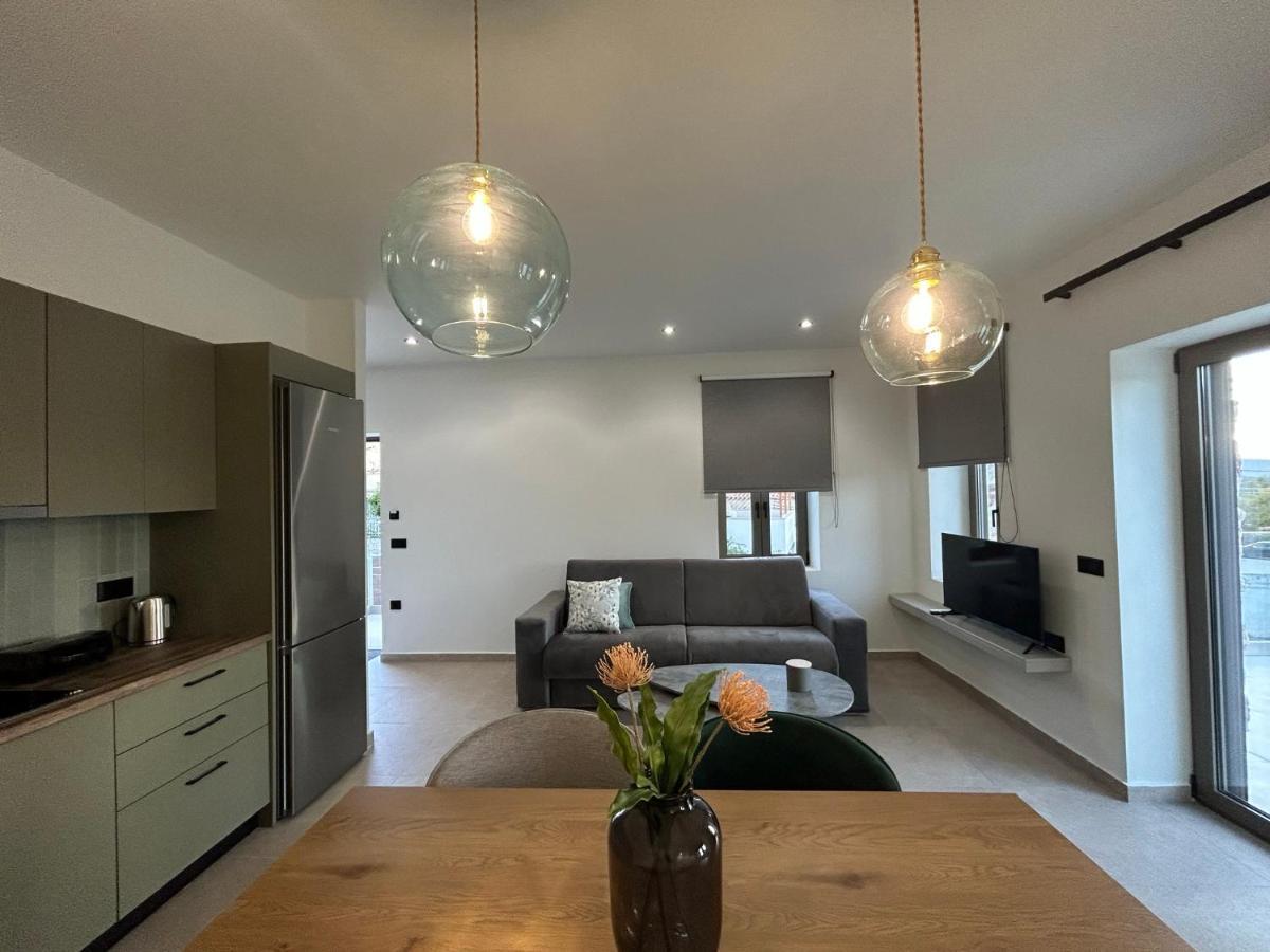 Piedra Luxury Apartments Nafplio Ngoại thất bức ảnh