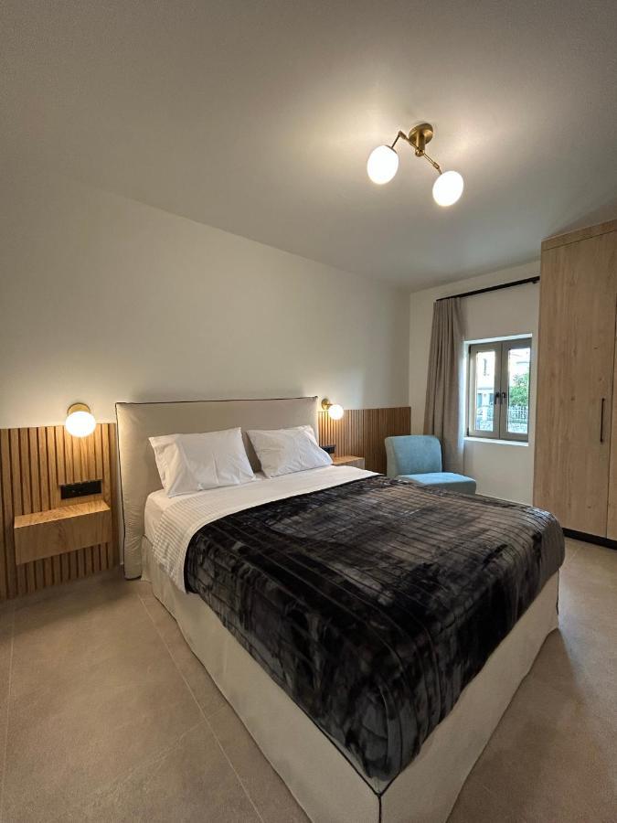 Piedra Luxury Apartments Nafplio Ngoại thất bức ảnh