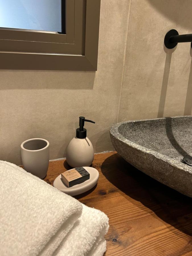 Piedra Luxury Apartments Nafplio Ngoại thất bức ảnh